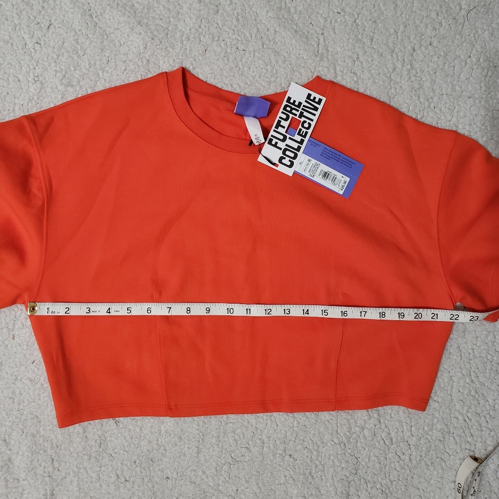 Future Collective with Kahlana Barfield Brown Short Sleeve Boxy Crop T-Shirt - Picture 10 of 12
